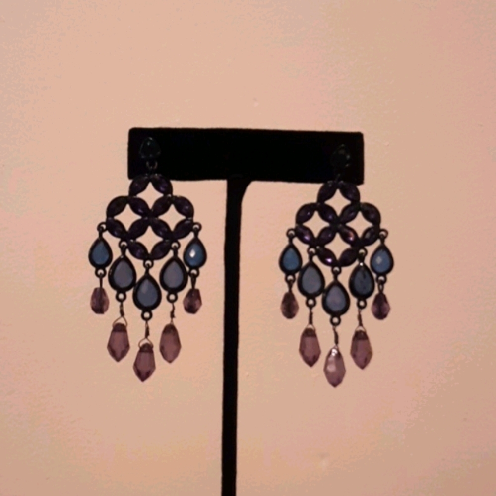 Earrings blue beaded